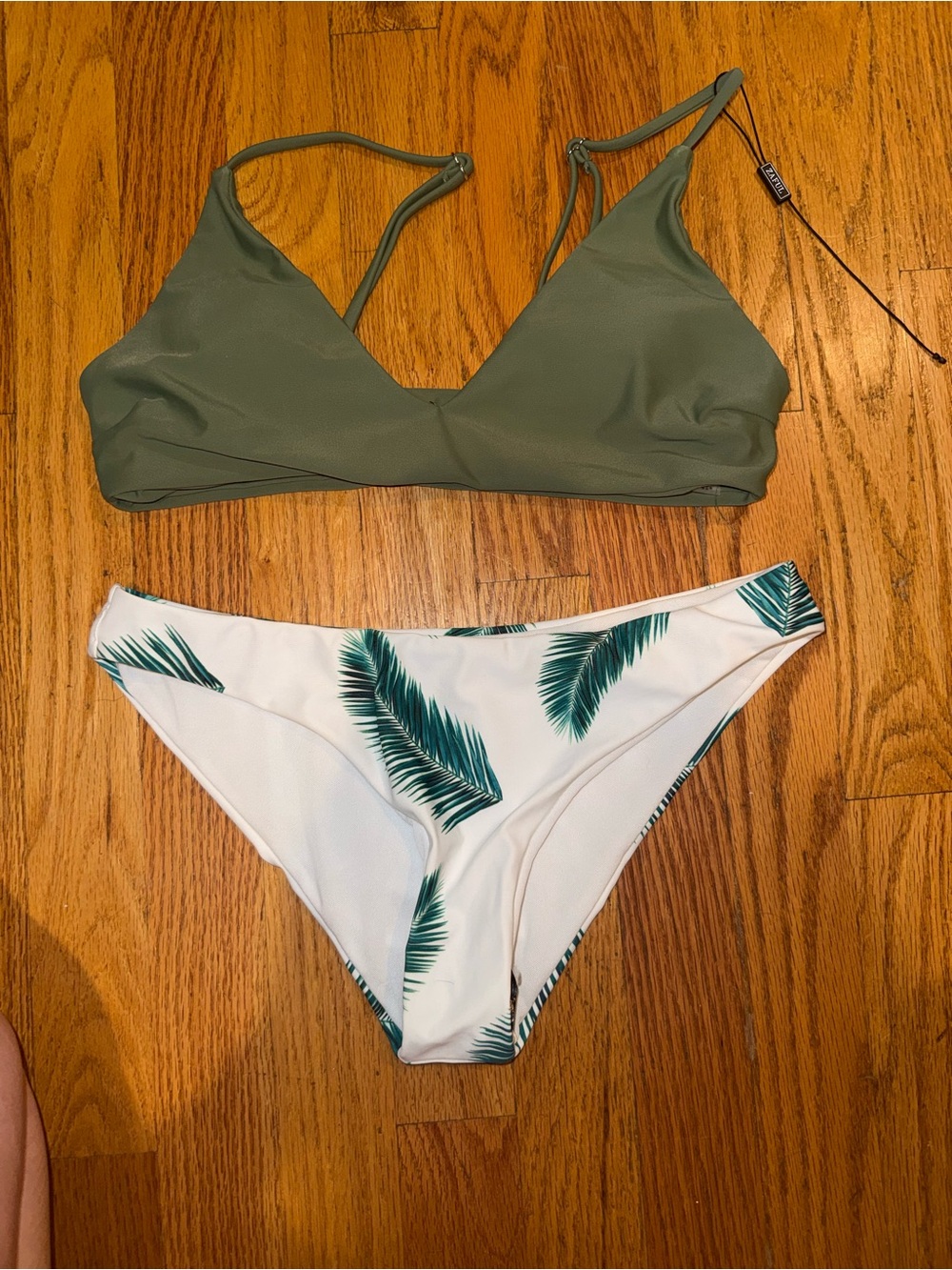 Zaful Olive Green Triangle Bikini Top with Palm-Print White Bottoms